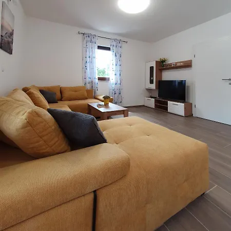Eden Porec Vila